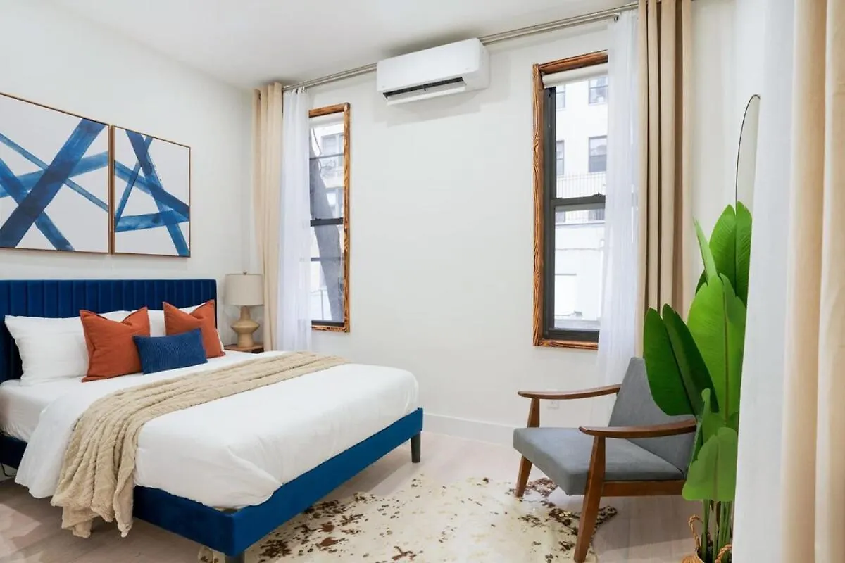 317-1D New 2Br Duplex Wd Private Backyard Apartment New York