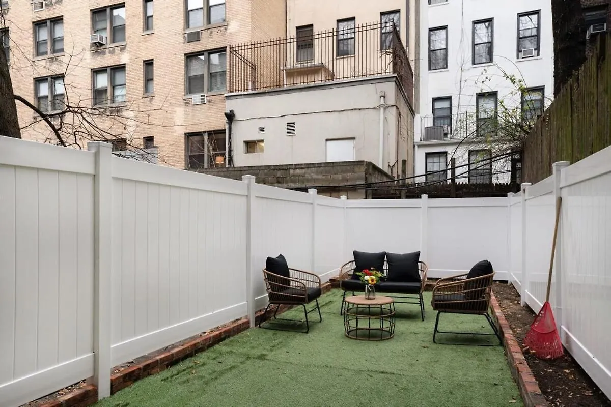 317-1D New 2Br Duplex Wd Private Backyard Apartment New York 0*,  United States