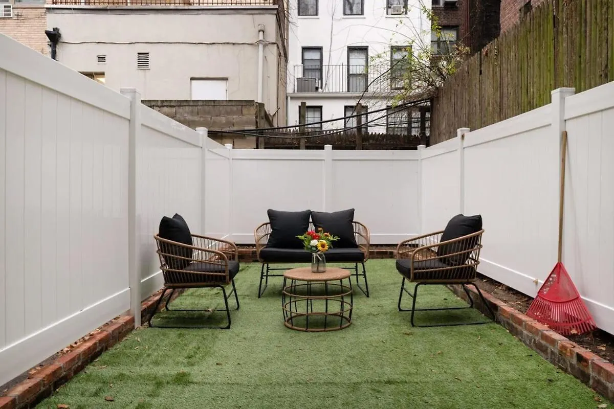 317-1D New 2Br Duplex Wd Private Backyard Apartment New York United States