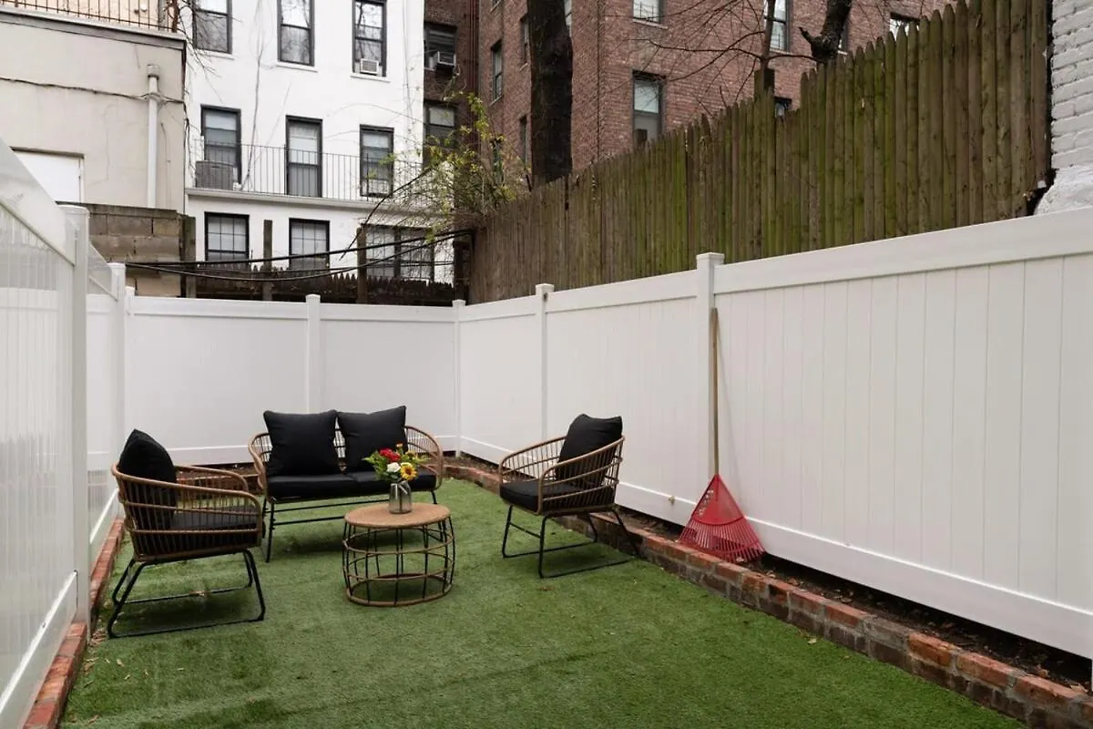 317-1D New 2Br Duplex Wd Private Backyard Apartment New York